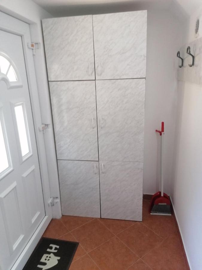 Apartman Oaza Olja Belgrado Exterior foto
